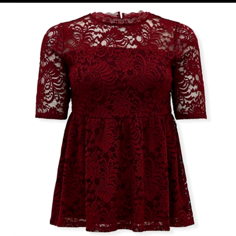 Wine colored GORGEOUS top